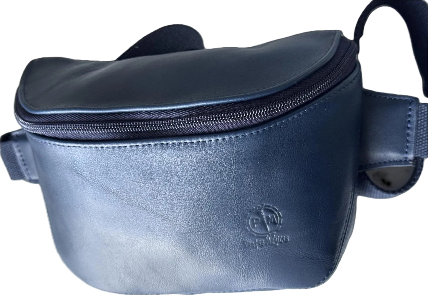 Bolsa de Cintura em Couro “Midnight Classic” – Minimalismo que Funciona