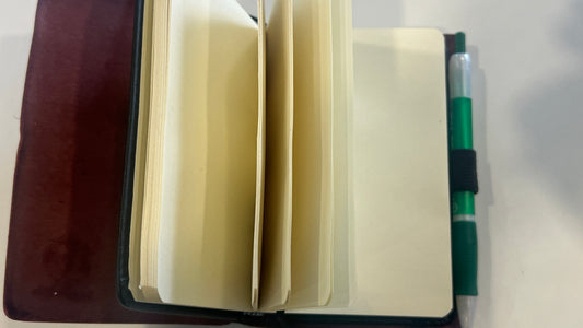 Leather Card Holder – Colorful Hearts Pattern