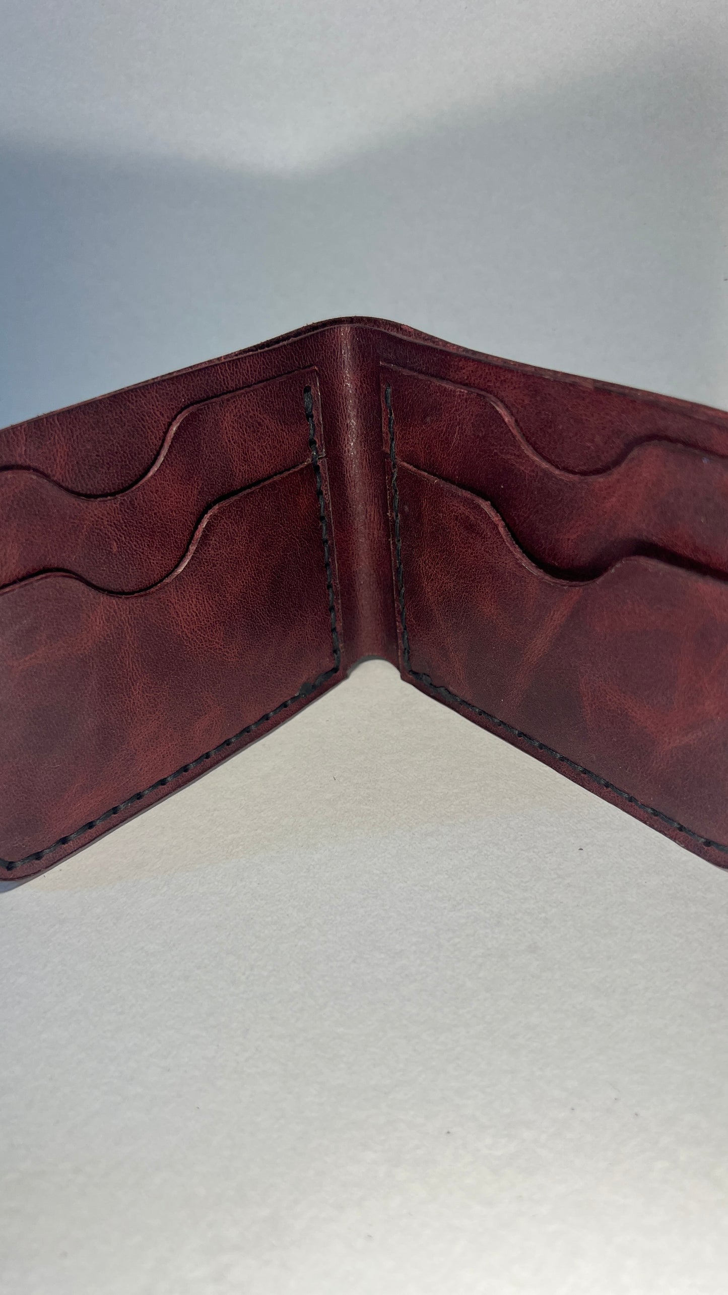 Carteira em Couro – Clássica Bordeaux