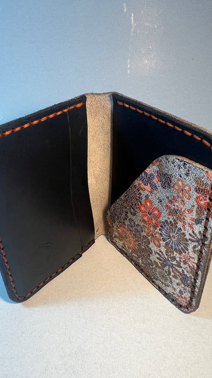 Porta Cartões em Couro - Floral Prateado