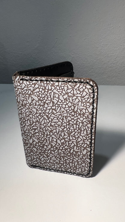 Porta Cartões em Couro - Padrão Cinza com Textura Abstrata