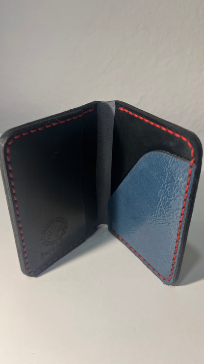 Porta Cartões em Couro - Azul com Costura Vermelha