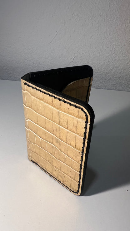 Porta Cartões em Couro - Dourado Textura Crocodilo