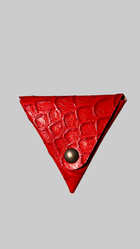 Porta Moedas Triangular em Couro – Vermelho Texturado